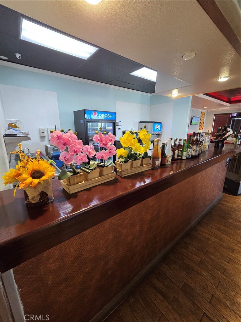 1380 W 6th Street 101