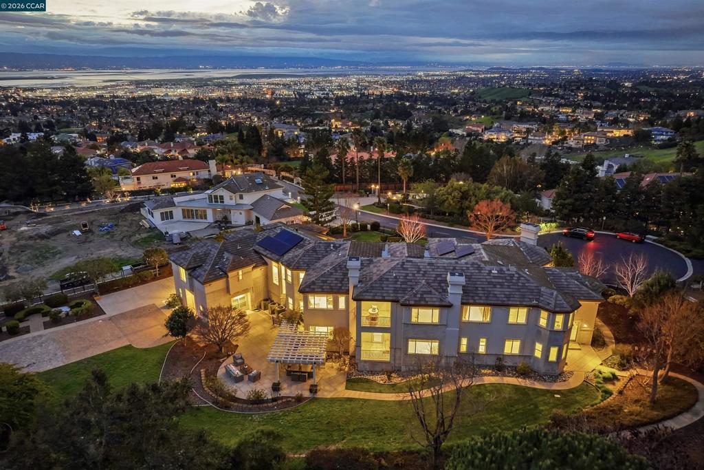 2981 2981 GRAPEVINE TER