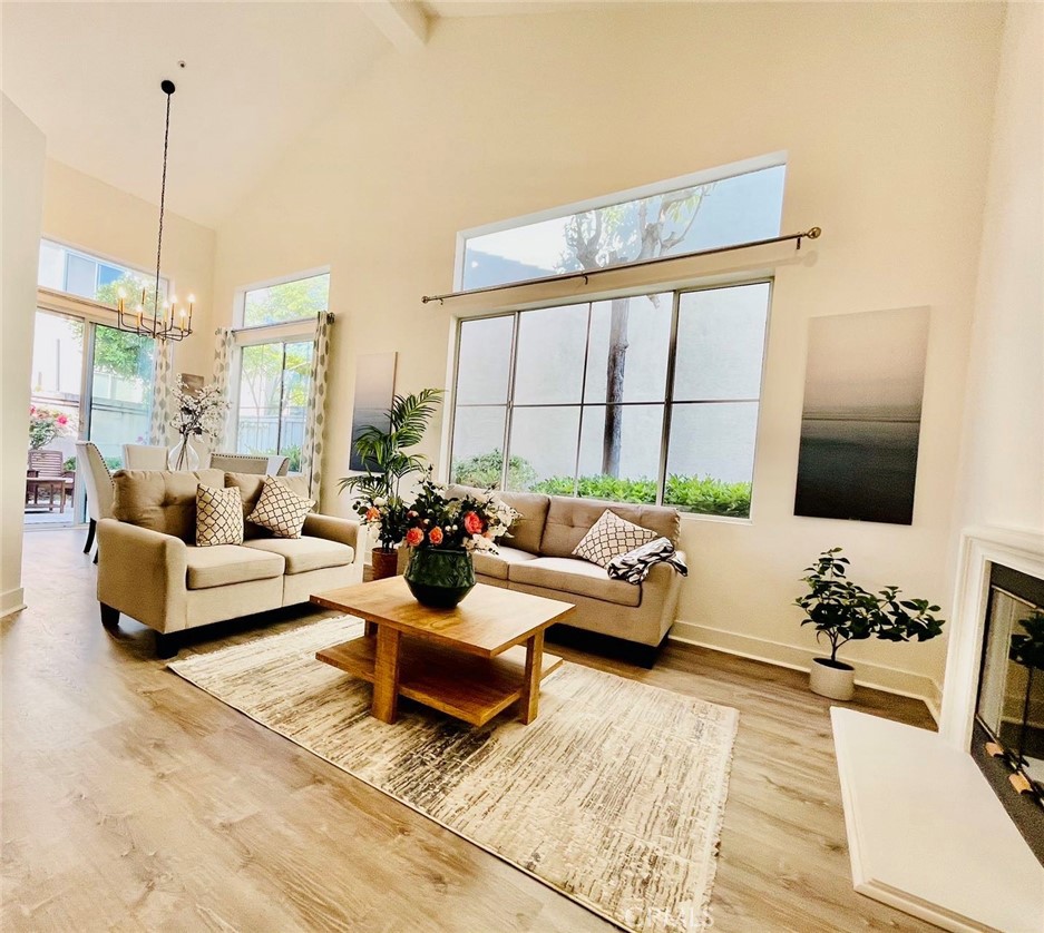 Aventura (AVEN) - Residential Lease
