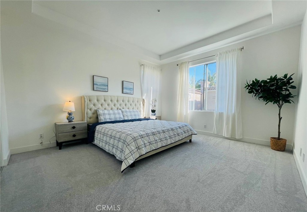 Aventura (AVEN) - Residential Lease