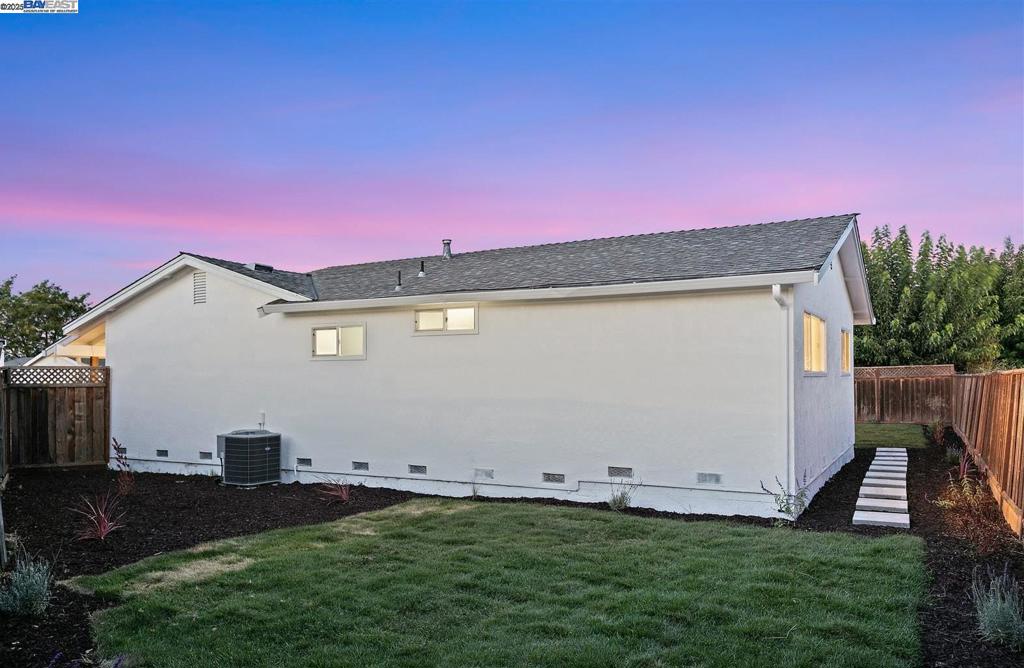 PLEASANTON - Residential