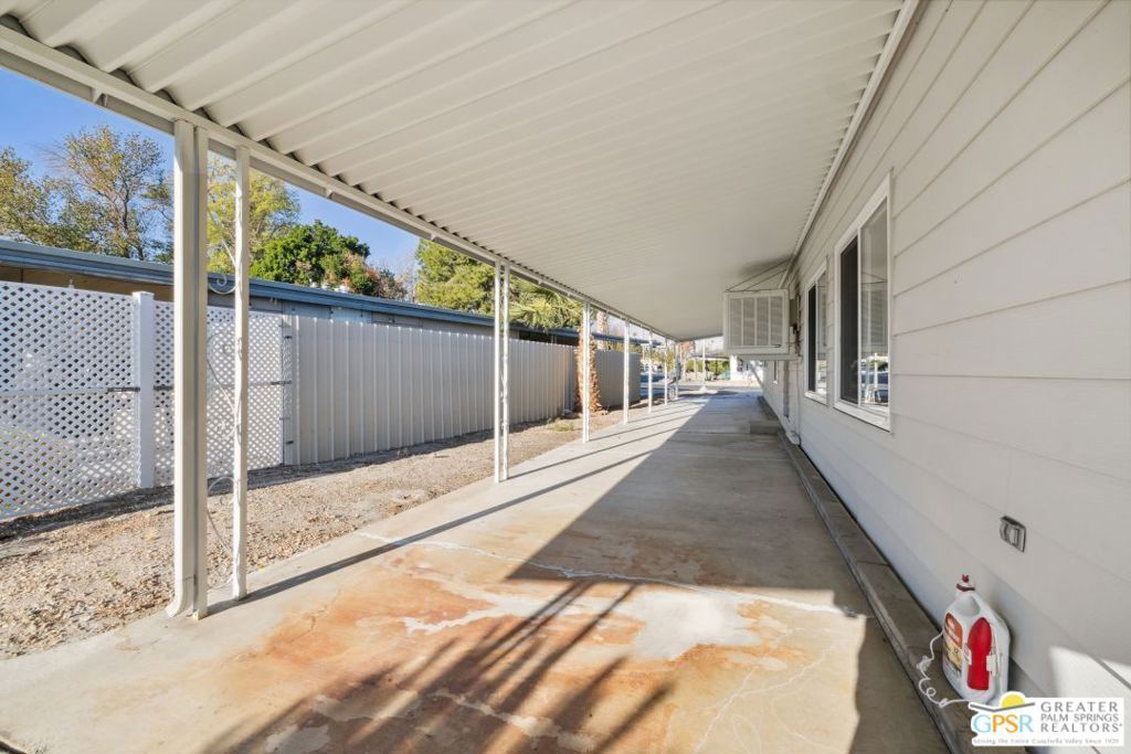 Date Palm Country Cl - Manufactured In Park