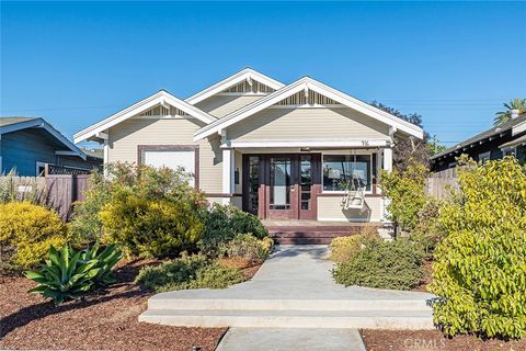 Photo of 916 Junipero Avenue, Long Beach, CA 90804 (MLS # PW25151576)