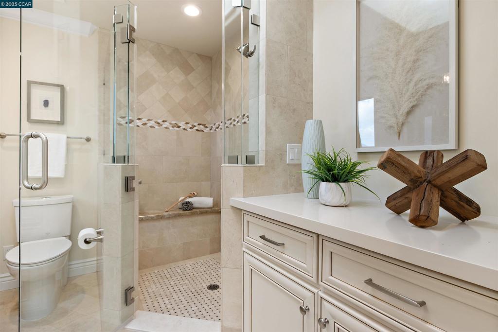 ROSSMOOR - Residential