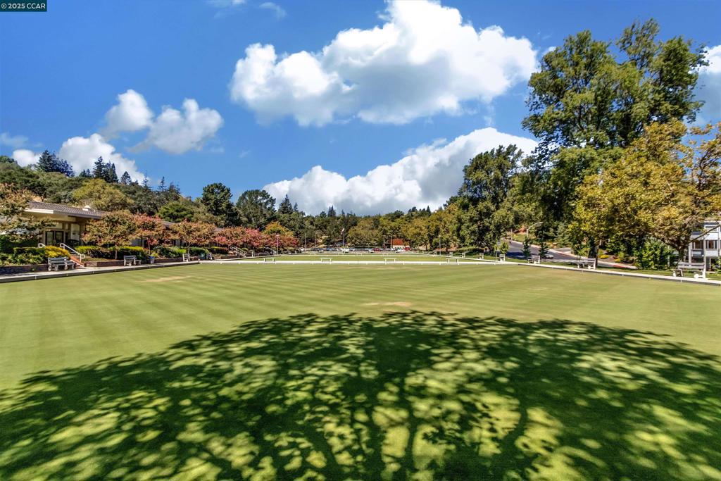 ROSSMOOR - Residential