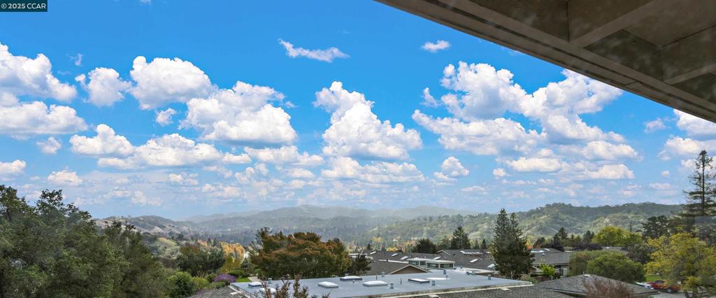 ROSSMOOR - Residential