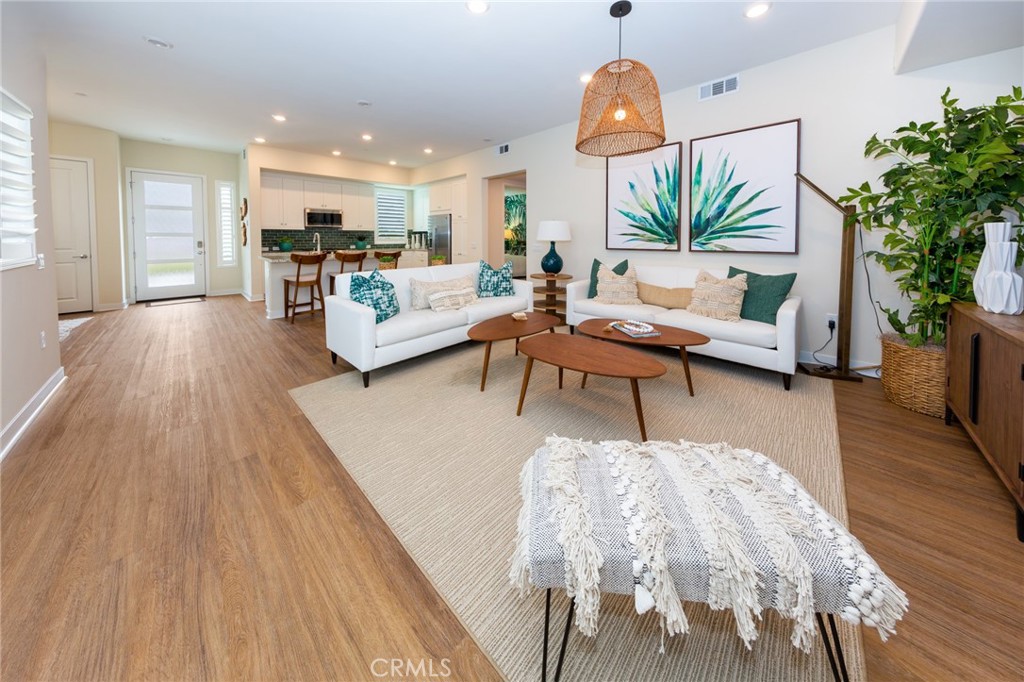 Lamplight (LAMP5P) - Residential Lease