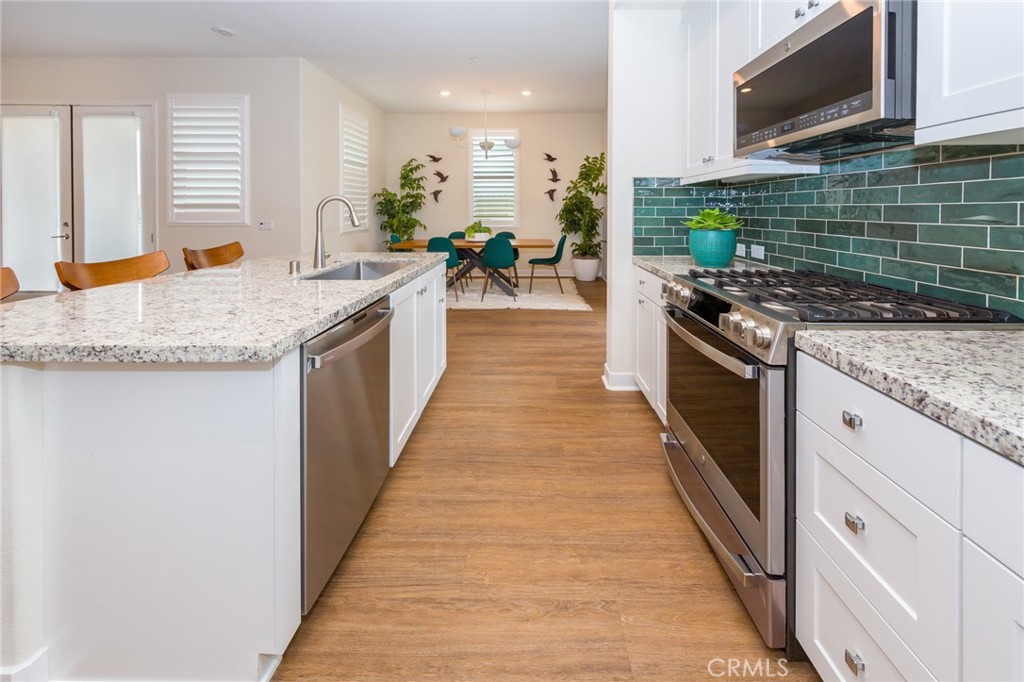 Lamplight (LAMP5P) - Residential Lease