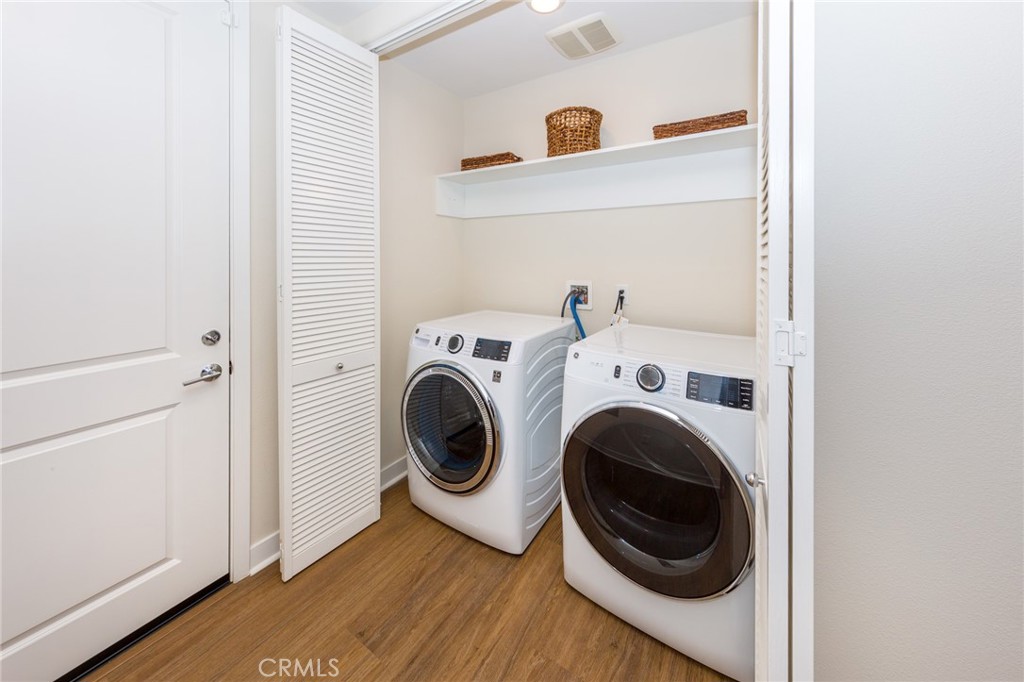 Lamplight (LAMP5P) - Residential Lease