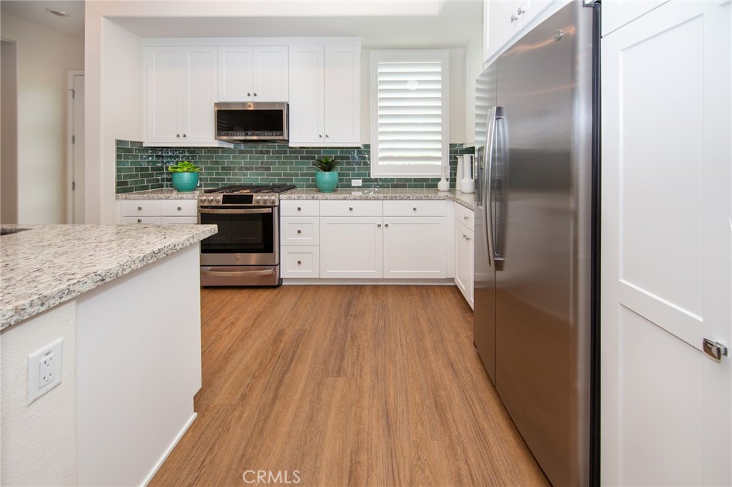 Lamplight (LAMP5P) - Residential Lease