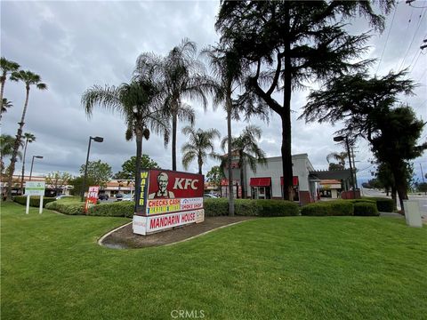 Photo of 1118 W Mission Boulevard #H, Ontario, CA 91762 (MLS # IV25238825)