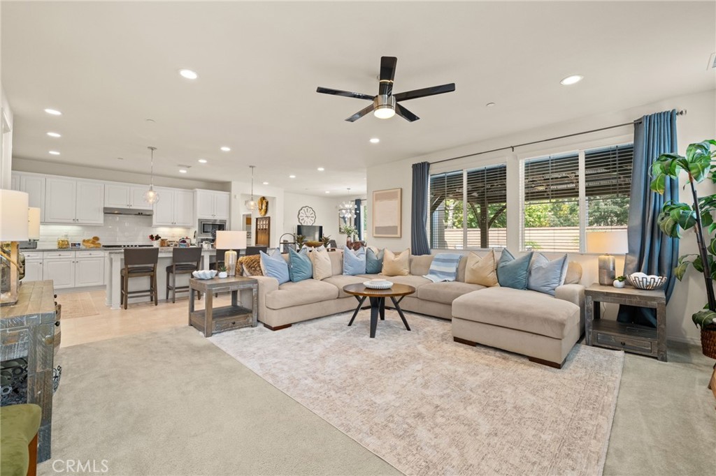 3071 E Oak Knoll