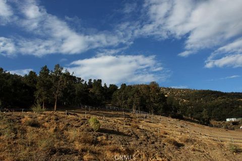 Tiny photo for 2041 Symonds Dr, Pine Mountain Club, CA 93222 (MLS # SR26047249)