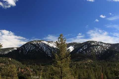 Tiny photo for 2041 Symonds Dr, Pine Mountain Club, CA 93222 (MLS # SR26047249)