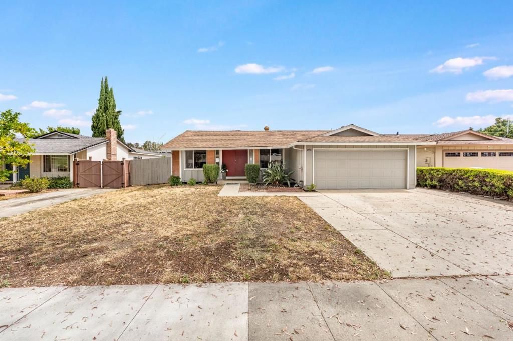 Photo of 1868 Anne Marie Court, San Jose, CA 95132 (MLS # ML82055328)