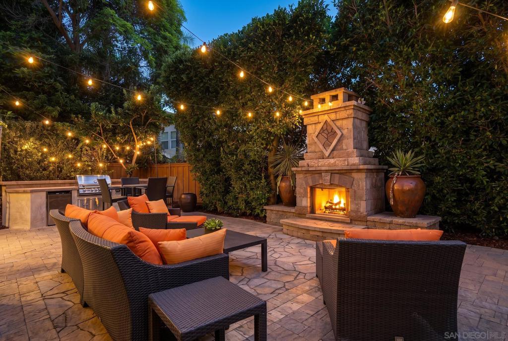 5790 Mosswood Cove