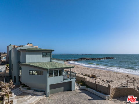Tiny photo for 1448 Nathan Lane, Ventura, CA 93001 (MLS # 26988931)