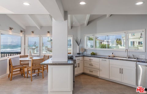 Tiny photo for 1448 Nathan Lane, Ventura, CA 93001 (MLS # 26988931)
