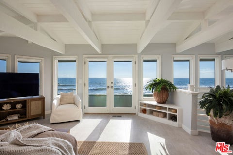 Tiny photo for 1448 Nathan Lane, Ventura, CA 93001 (MLS # 26988931)