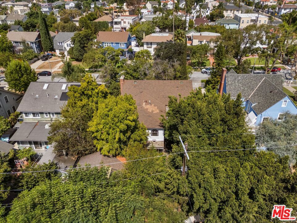 820 5th Avenue