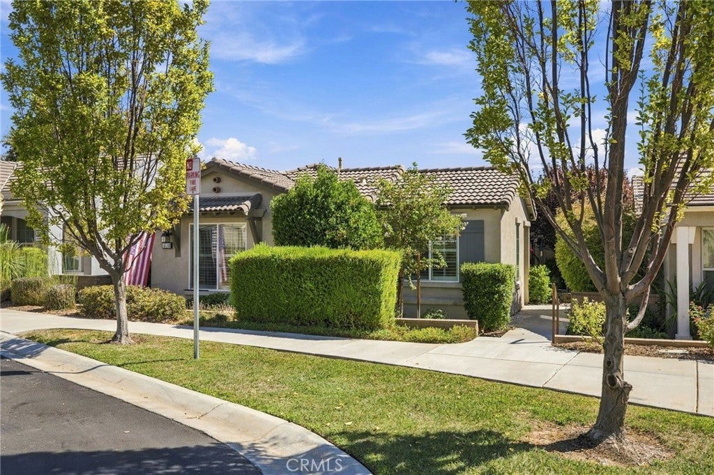 10300 Evora Lane