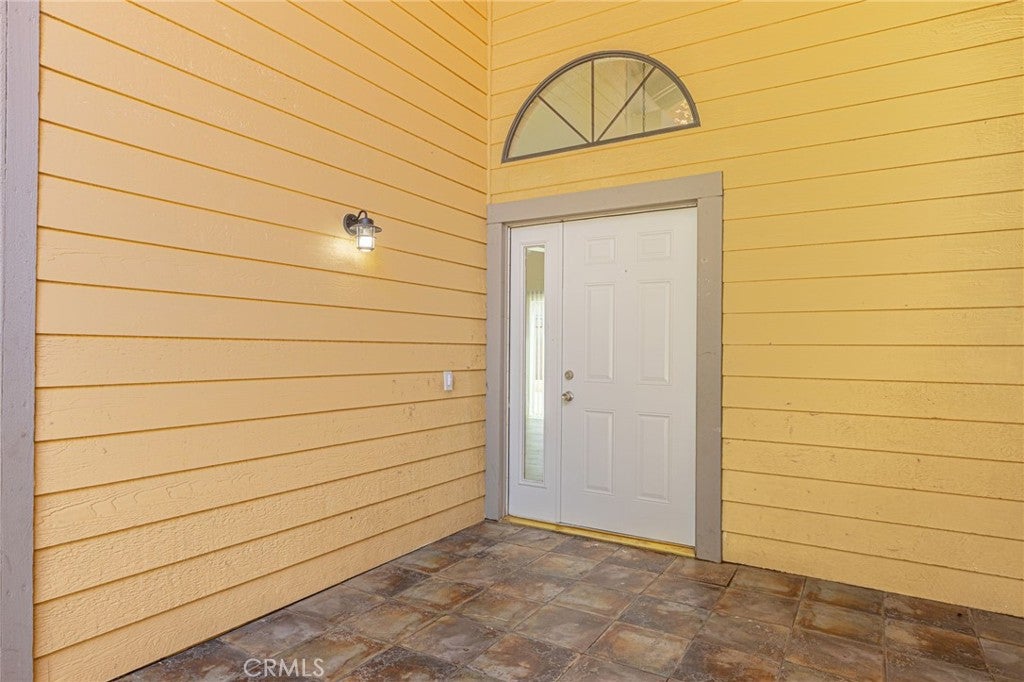1544 E Norberry