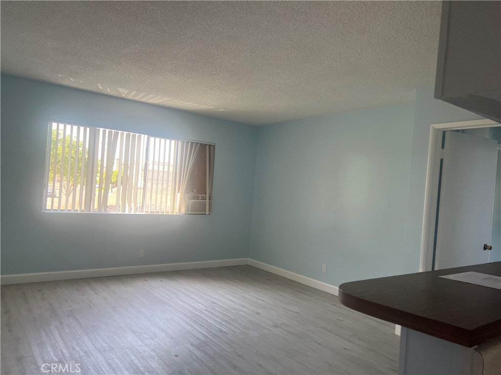 15336 Woodruff Place