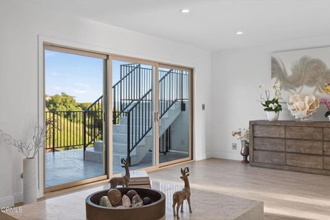 Tiny photo for 542 Valley View Way, Ventura, CA 93003 (MLS # V1-34454)