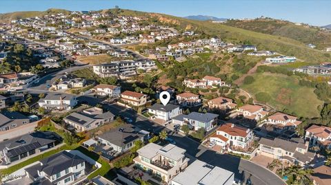 Tiny photo for 542 Valley View Way, Ventura, CA 93003 (MLS # V1-34454)