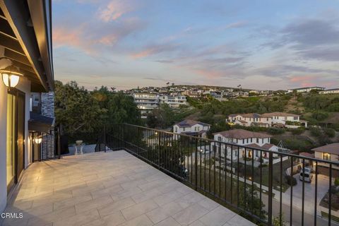 Tiny photo for 542 Valley View Way, Ventura, CA 93003 (MLS # V1-34454)