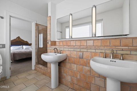 Tiny photo for 542 Valley View Way, Ventura, CA 93003 (MLS # V1-34454)