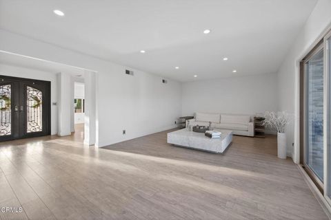 Tiny photo for 542 Valley View Way, Ventura, CA 93003 (MLS # V1-34454)