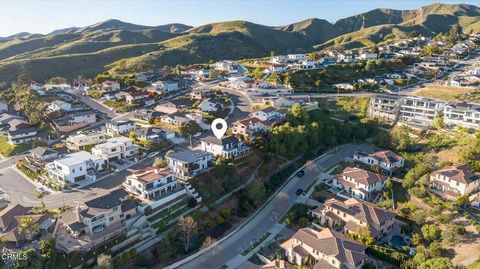 Tiny photo for 542 Valley View Way, Ventura, CA 93003 (MLS # V1-34454)