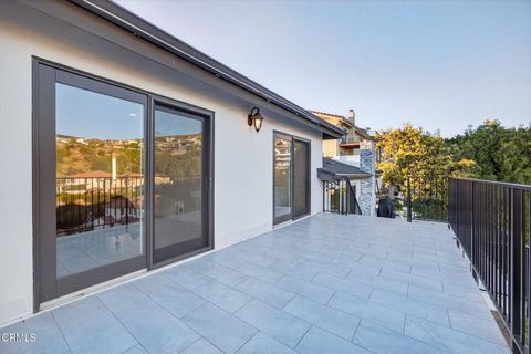 Tiny photo for 542 Valley View Way, Ventura, CA 93003 (MLS # V1-34454)