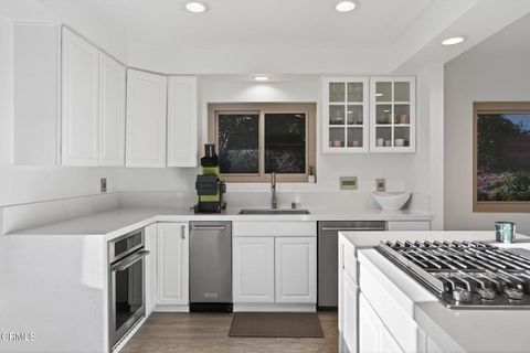 Tiny photo for 542 Valley View Way, Ventura, CA 93003 (MLS # V1-34454)