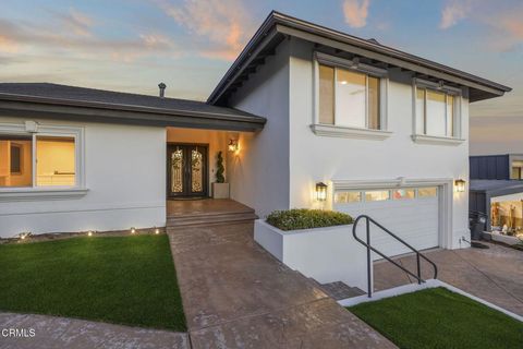 Tiny photo for 542 Valley View Way, Ventura, CA 93003 (MLS # V1-34454)