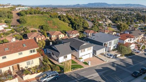 Tiny photo for 542 Valley View Way, Ventura, CA 93003 (MLS # V1-34454)