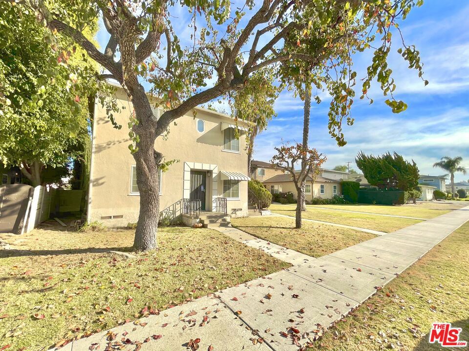 8738 Ramsgate Ave is a tremendously well-kept three-unit property in the Westchester neighborhood of Los Angeles with approximately 51% upside in potential rents, exclusively represented by JNM Realty. The two (2) buildings feature a unit mix of one (1) 1-bed/1-bath unit (800 sqft) and two (2) two-bed/one-bath units (1,000 sqft each). The units are all renovated featuring vinyl flooring, updated countertops and cabinetry, and renovated bathrooms. Each unit has an onsite parking space and its own water heater. Tenants are responsible to pay their own trash expenses. The building is easy to manage, requiring no onsite manager and no major attention. JNM Realty has managed this building since 2019 and is available to continue managing for an investor or hand the keys off to a buyer to self-manage or a manager of the buyer's choice. A stone's throw from LAX (Los Angeles International Airport), the property is surrounded by hotels, parking lots, and restaurants, with a 2-minute drive proximity to the 405 Freeway, providing ample employment access for current and future tenants. Listed at $1,350,000, the property is listed as the lowest price per square foot of all duplex and triplexes sold in the 90045 zip code in 2025. You're getting the most property for the lowest price along with a potential upside of 51% in Rents!