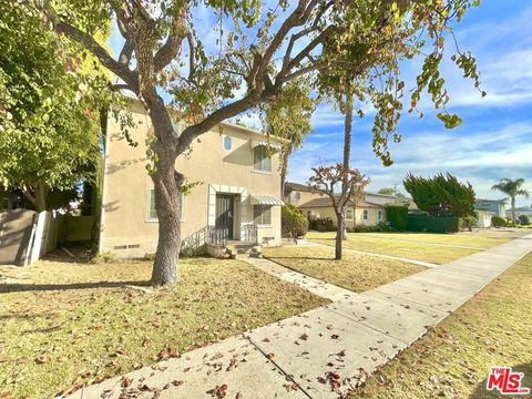 Photo of 8738 Ramsgate Avenue, Los Angeles, CA 90045 (MLS # 25571375) Photo of 8738 Ramsgate Avenue, Los Angeles, CA 90045 (MLS # 25571375)