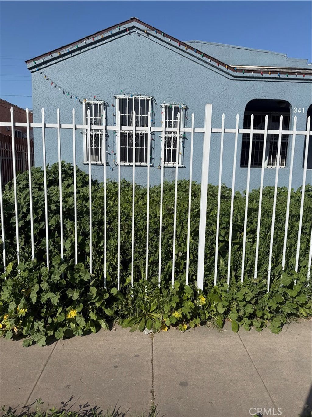 Photo of 341 W 88th St, Los Angeles, CA 90003 (MLS # PW26022681)