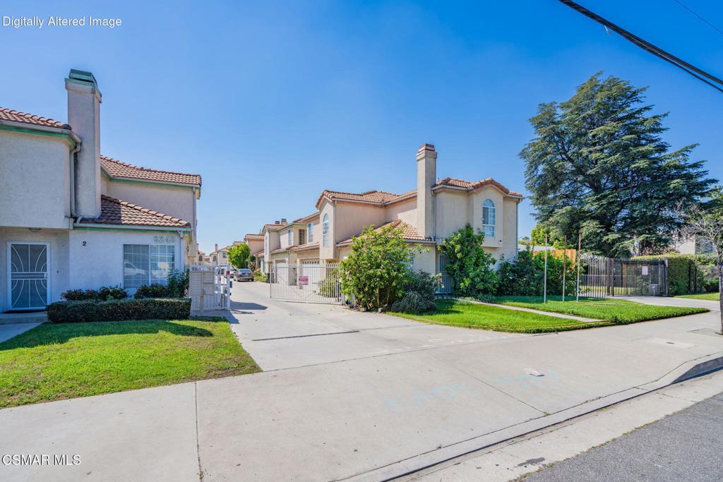 9245 Woodman Avenue 7