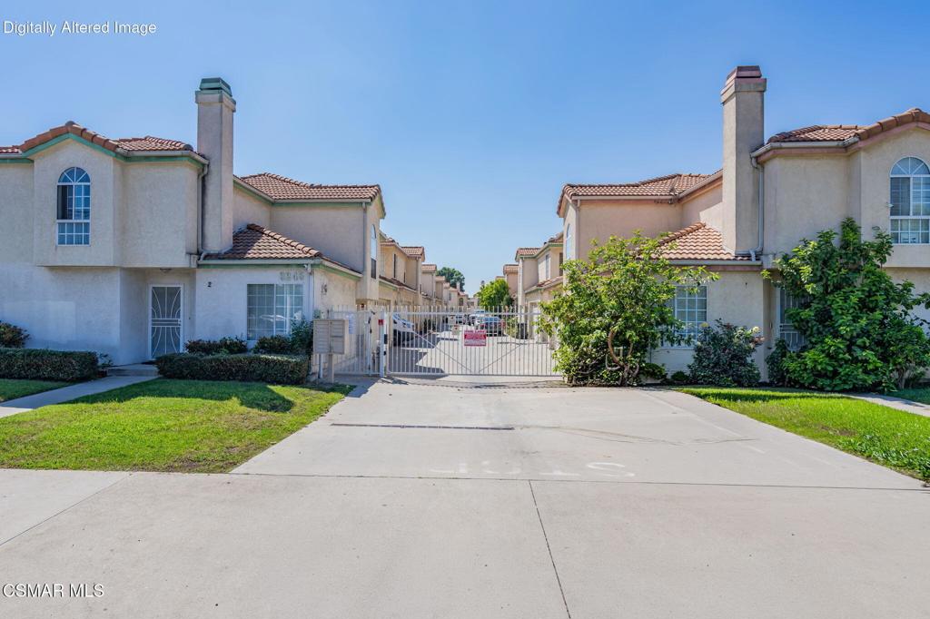 9245 Woodman Avenue 7