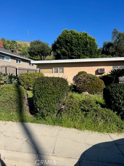 2248 N Indiana Avenue