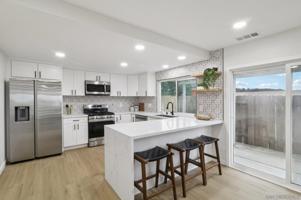 13541 Avenida Del Charro