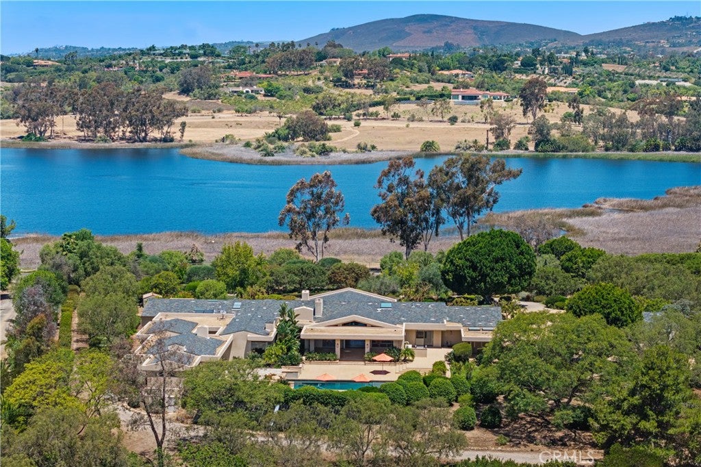 6533 Lago Lindo