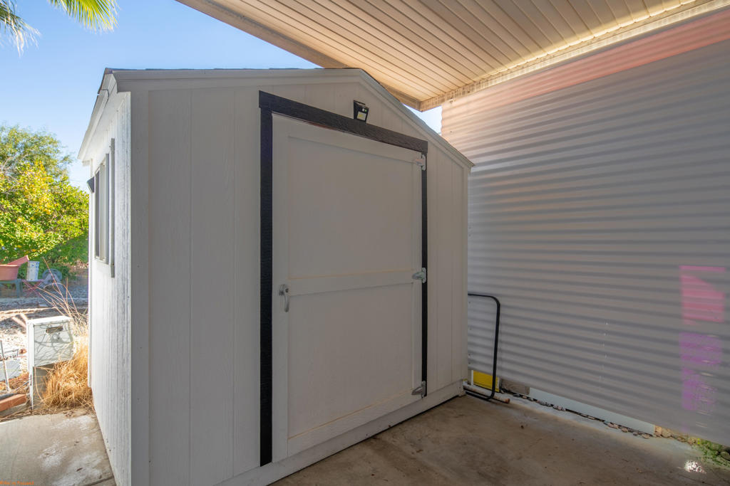 Royal Palms - Manufactured In Park