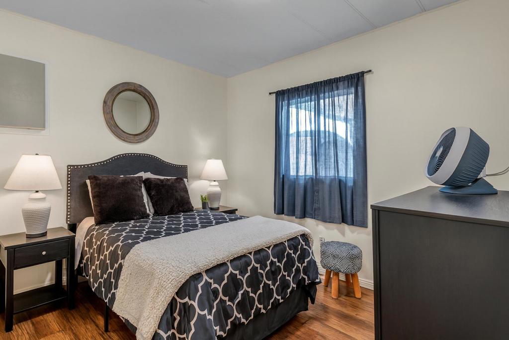 Royal Palms - Manufactured In Park