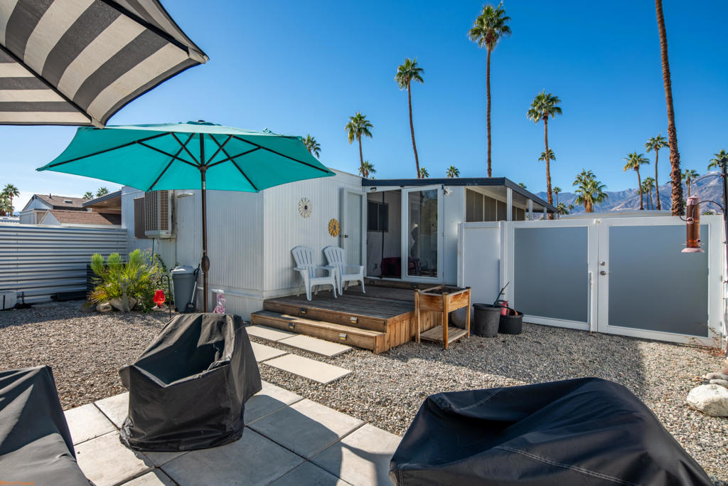 Royal Palms - Manufactured In Park