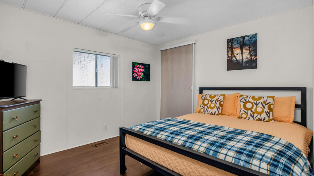 Royal Palms - Manufactured In Park