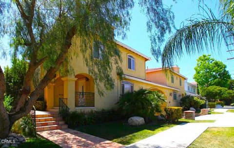 Photo of 2516 Montrose Avenue #5, Montrose, CA 91020 (MLS # P1-26262)